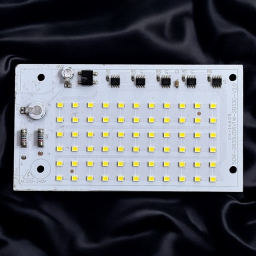[XH-16605 50W-2835LED6V1W- 2833C-V2.0] بورده 50 وات علي التيار  70X124 ابيض
