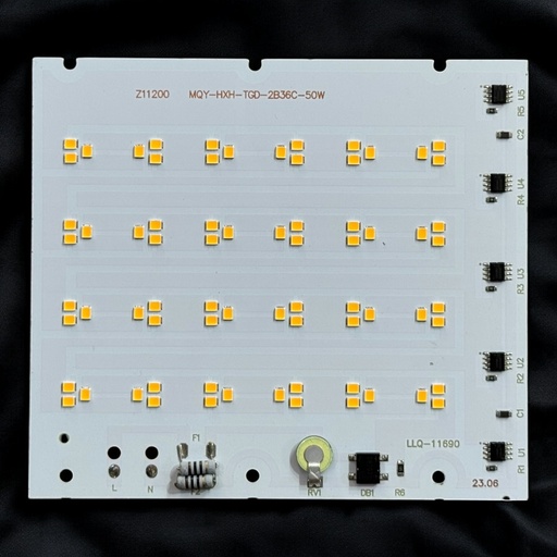 [Z11200 MQY-HXH-TGD-2B36C-50W] بورده 50 وات علي التيار 132X117 وورم