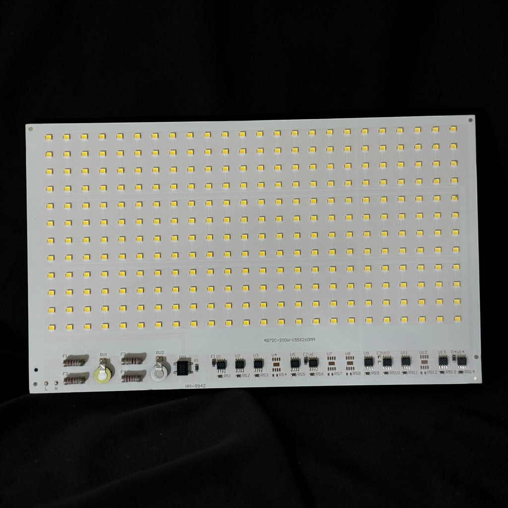 بورده 200 وات علي التيار 155X260 ابيض