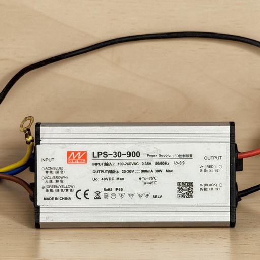 [JM MV WELL LPS-30-900
Pouer Supply LED控制装置
INPUT(): . 100-240VAC 0.35A 50/60Hz PF>0.9
OUTPUT(): 25-36V== 900mA 30W Max
Uo: 48VDC Max
Tc=75°C Ta=45°C
RoHS IP65
CE ROHS IP65 SELV MADE IN CHINA] درايفر 30 وات - منويل 900 مللي امبير